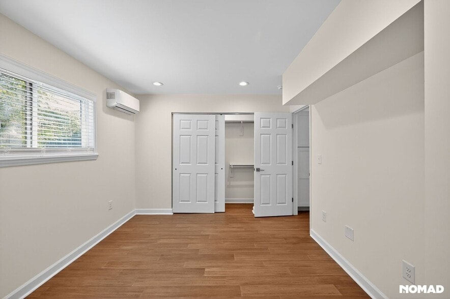 Building Photo - 1309 Hudson Ave