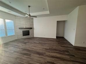 Building Photo - 619 Creekview Ln