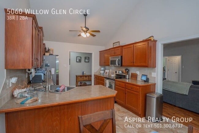 Building Photo - 5060 Willow Glen Cir