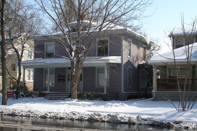 Building Photo - 704 Remington St