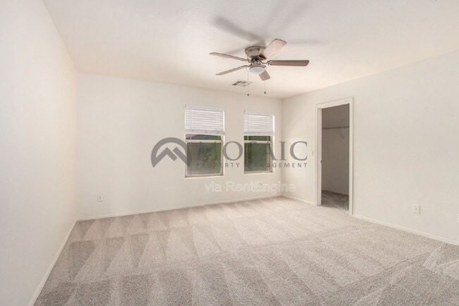 Building Photo - 44196 Askew Dr