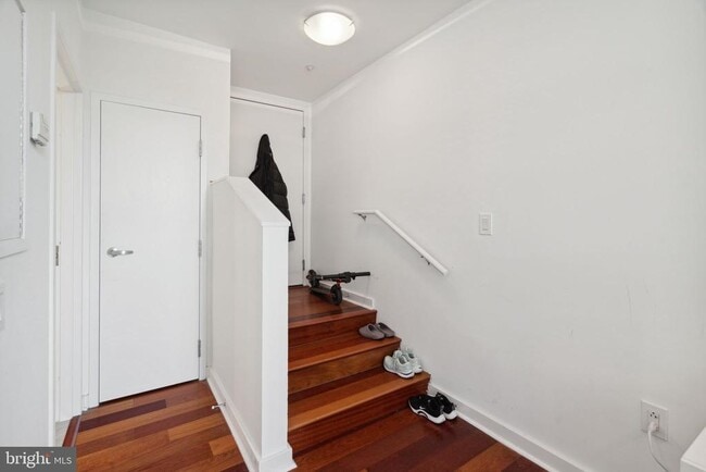 Building Photo - 219 S 18th St