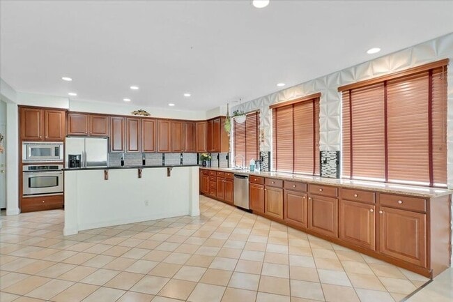 Building Photo - 208 Otter Glen Ct