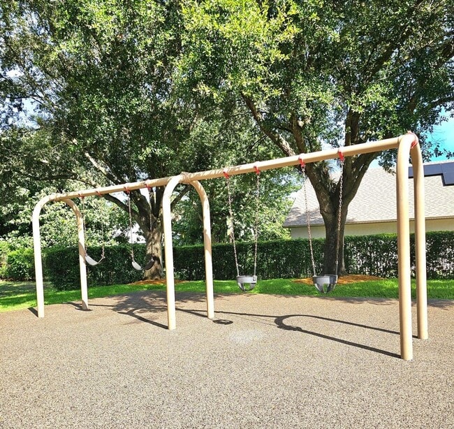 Building Photo - 12191 Broadleaf Ct