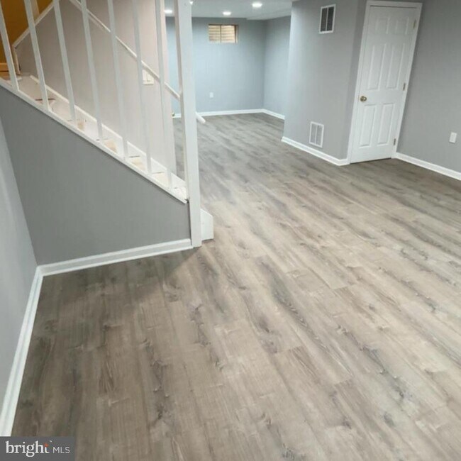 Building Photo - 3408 Stafford Pl