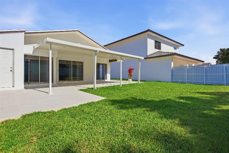 Building Photo - 12002 SW 210th St