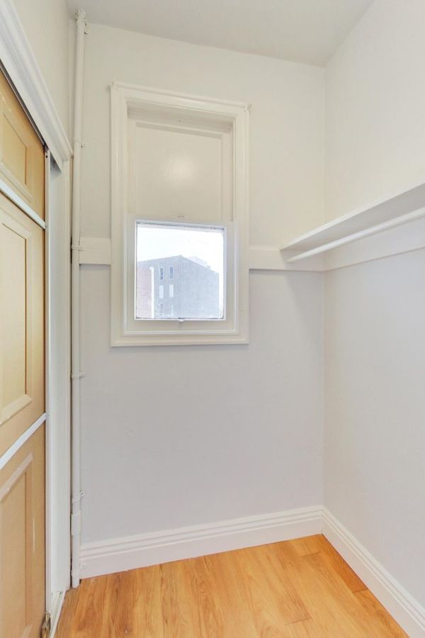 Building Photo - 465 Bellevue Ave