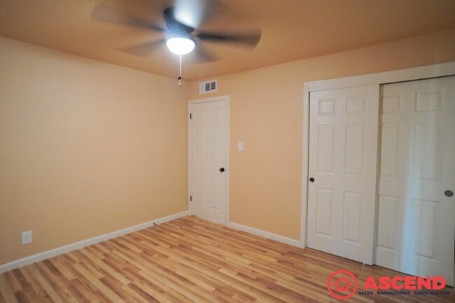 Building Photo - Charming 3 Bedroom in Delano!