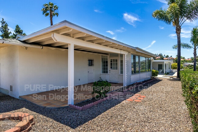 Building Photo - 12146 Lomica Dr