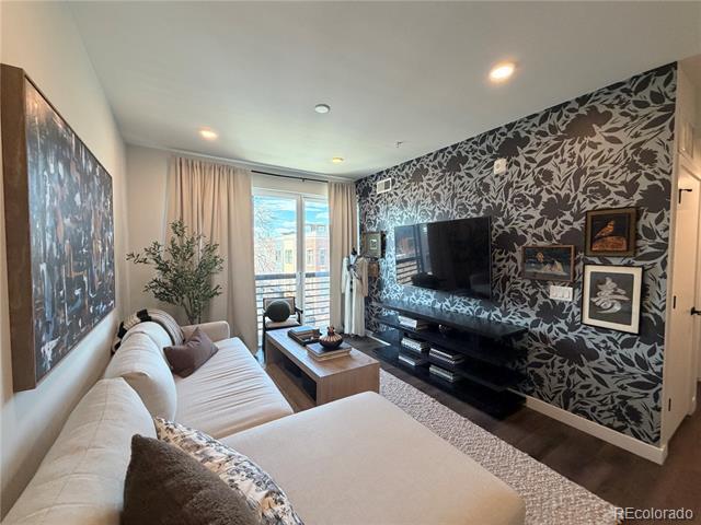 Building Photo - 2120 N Downing St