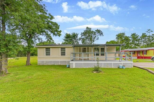 Building Photo - 1749 Max Rd