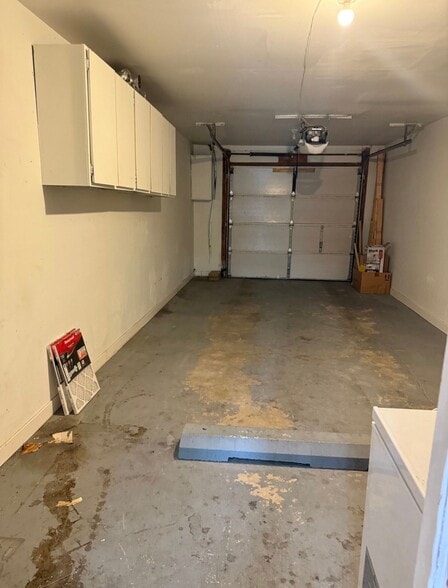 Building Photo - 62 Millpond Dr