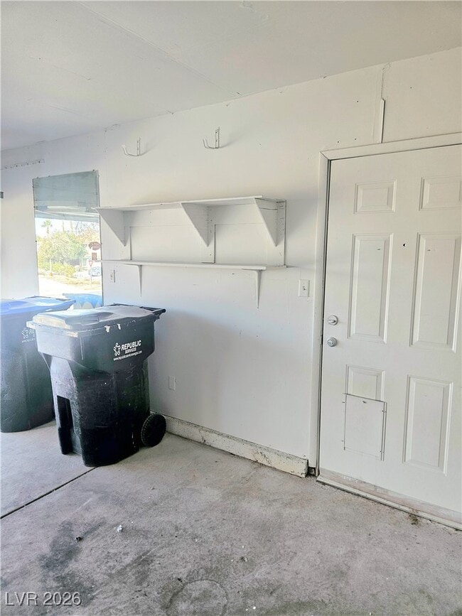 Building Photo - 113 Menta Ct