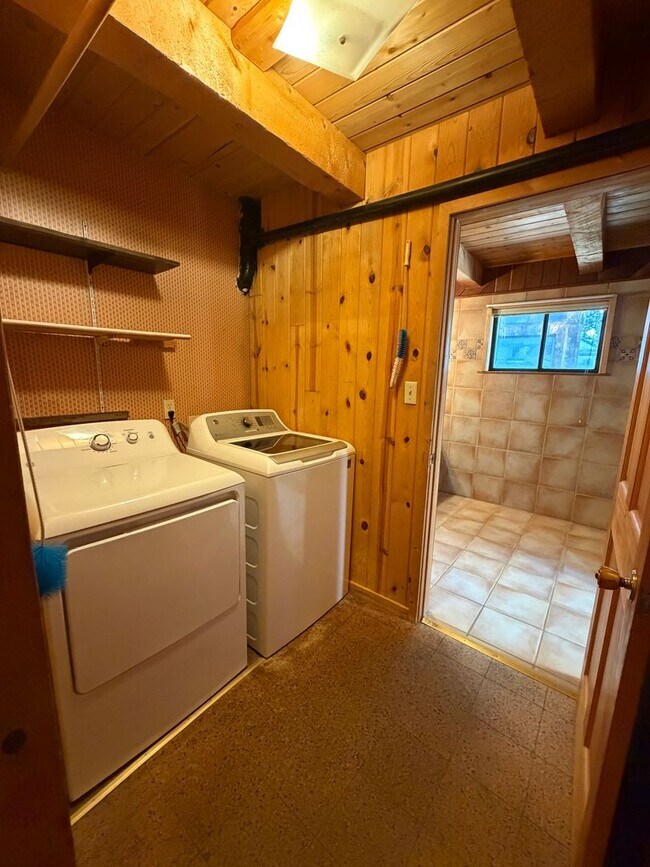 Building Photo - 277 Animas River Rd