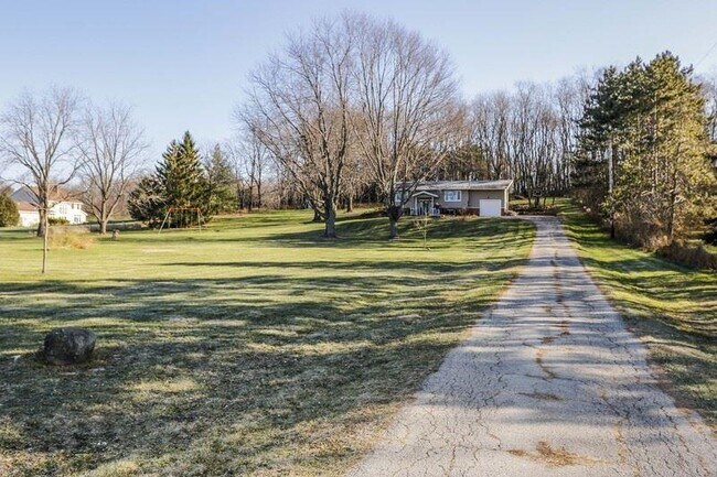 Building Photo - 3814 Timber Ln