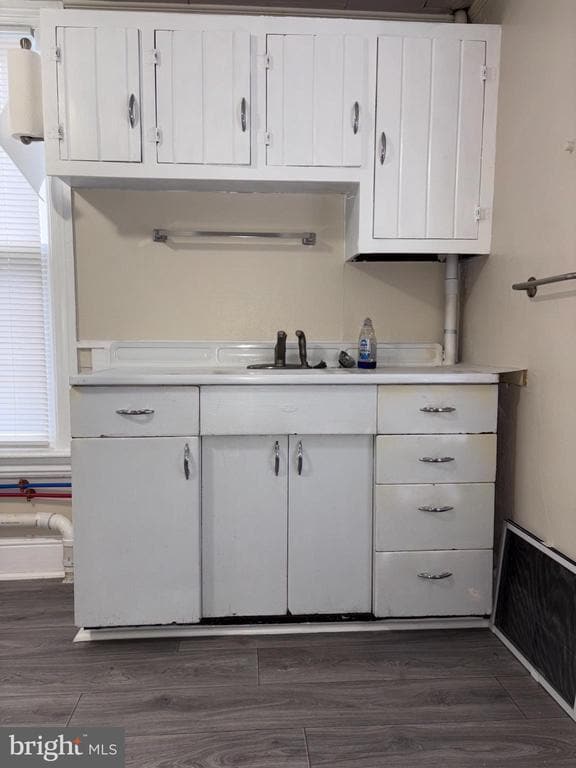 Building Photo - 121 E Washington St