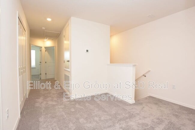 Building Photo - 3595 Smt Vw Wy