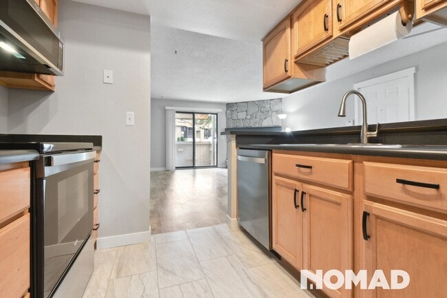 Building Photo - Charming 2BR Condo in Arvada
