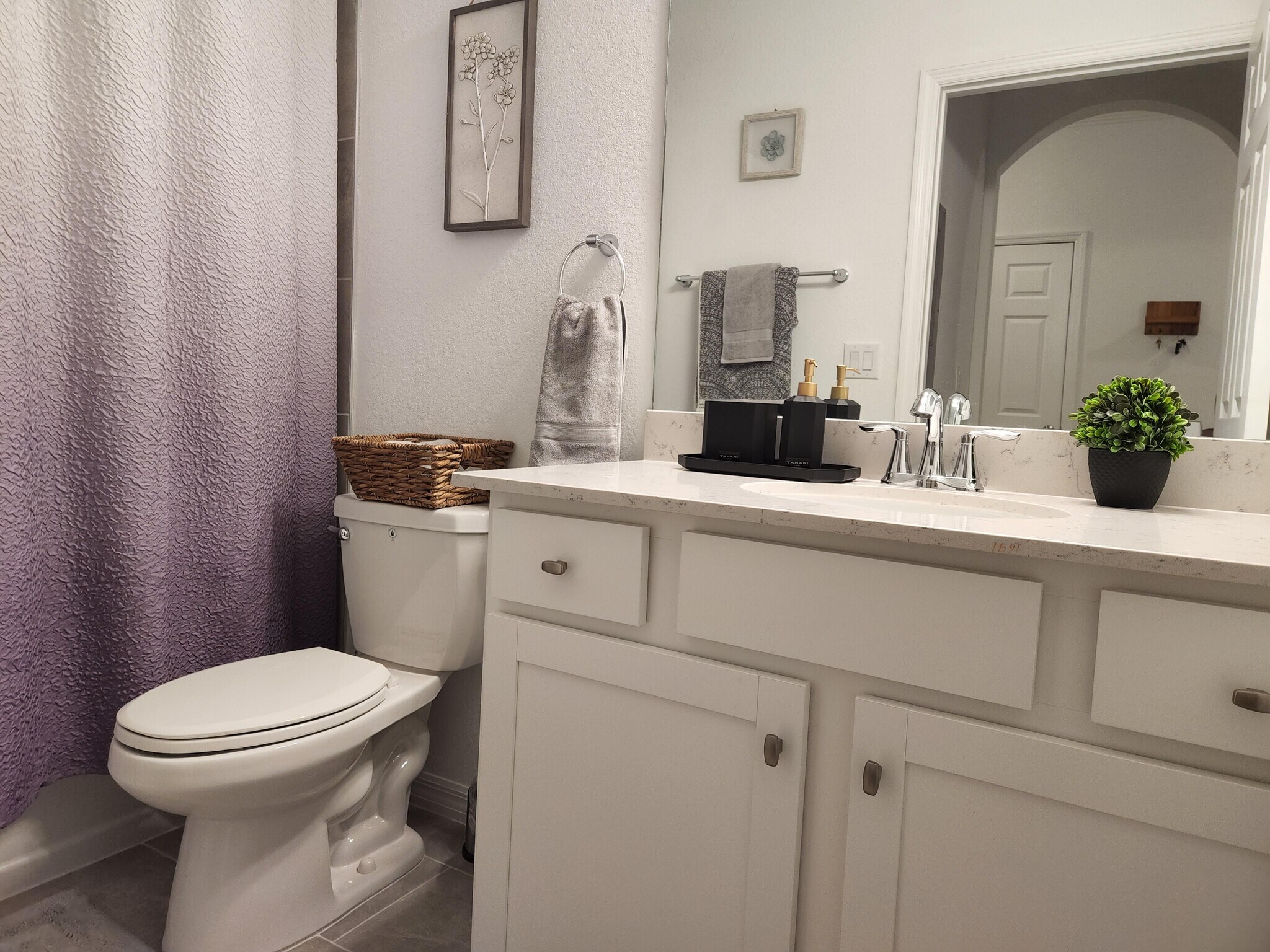 Building Photo - 18028 Gawthrop Dr