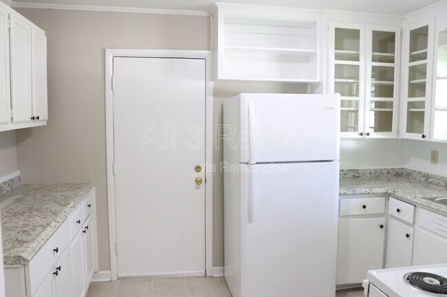 Building Photo - 939 Green Ridge Ct