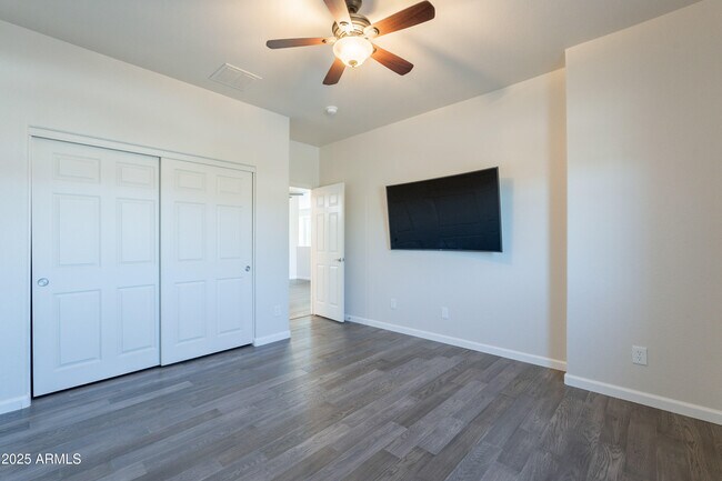Building Photo - 12307 W Villa Hermosa