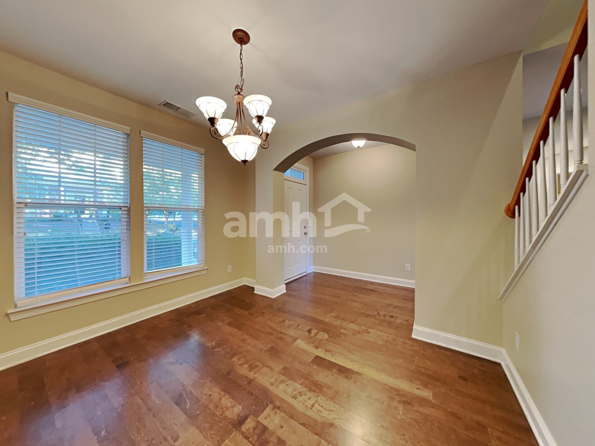 Building Photo - 15701 Seafield Ln