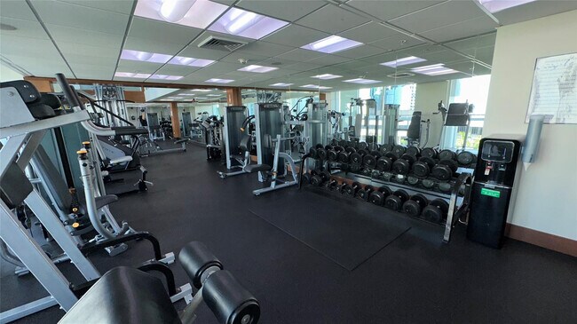 Building Photo - 41 SE 5th St