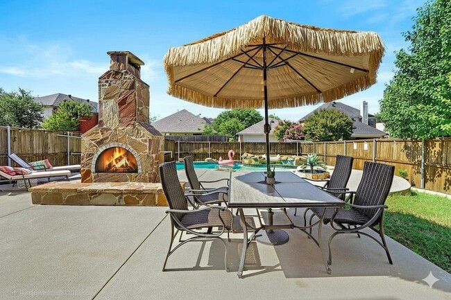 Building Photo - 1531 Home Park Dr