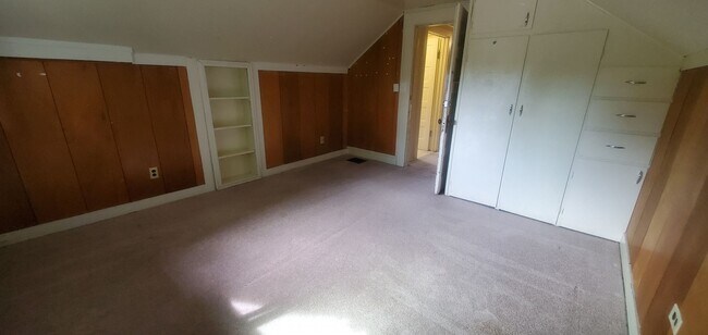 Building Photo - 900 Key St