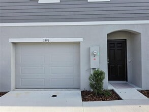 Building Photo - 3596 Smt Vw Wy