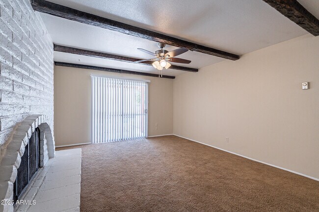 Building Photo - 2808 S Terrace Rd