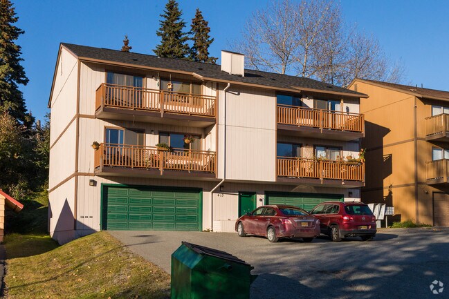 Building Photo - 413 E 16th Ave