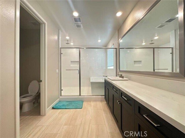 Building Photo - 140 Crossover