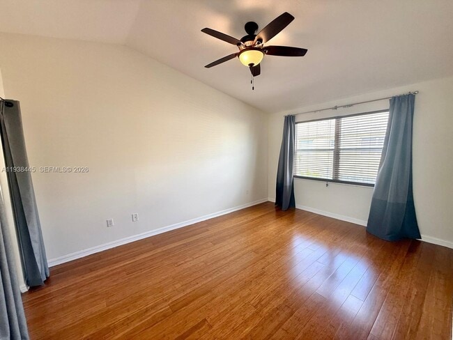 Building Photo - 1355 NW 154th Ln