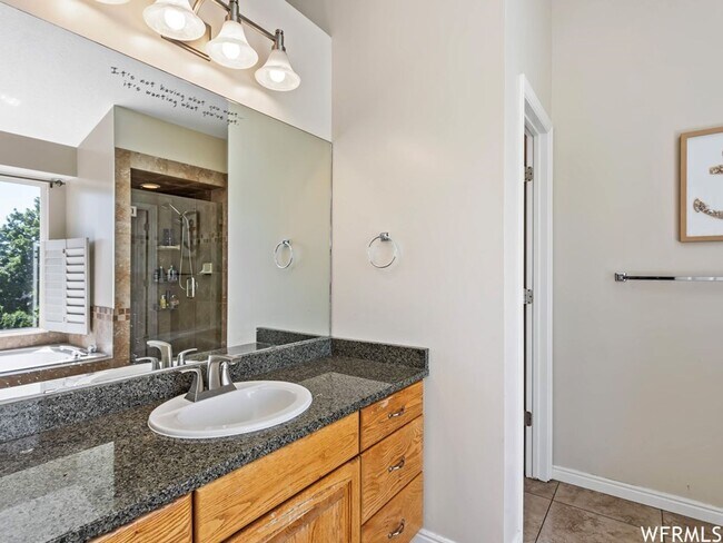 Building Photo - 3-bedroom, 2.5-bathroom home