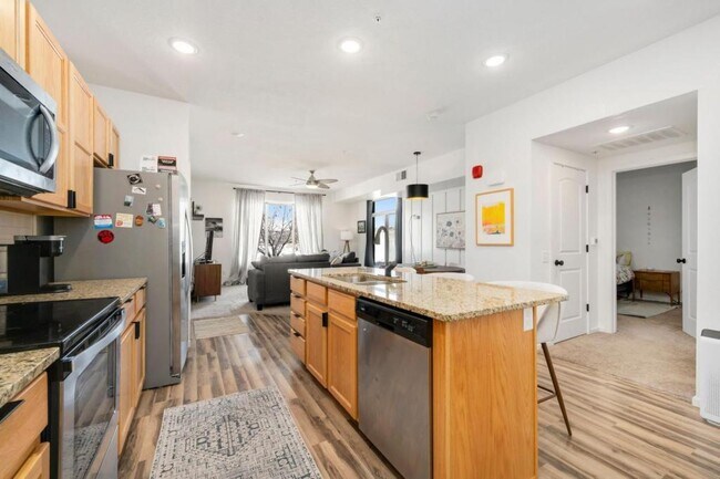 Building Photo - 2980 Kincaid Dr