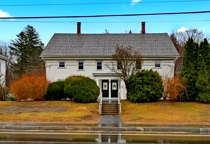Building Photo - 197 Main St