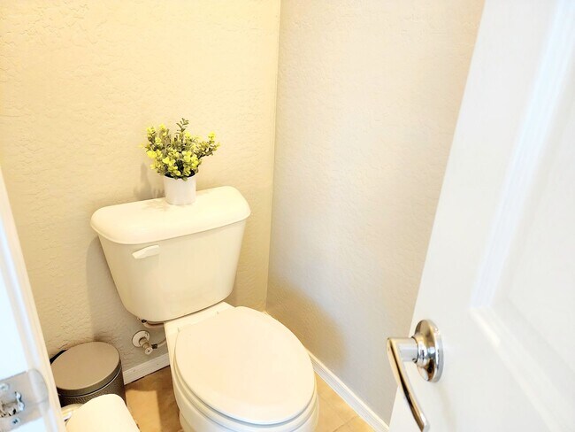 Building Photo - Coming Soon! CHARMING! FULLY-FURNISHED 4/B...