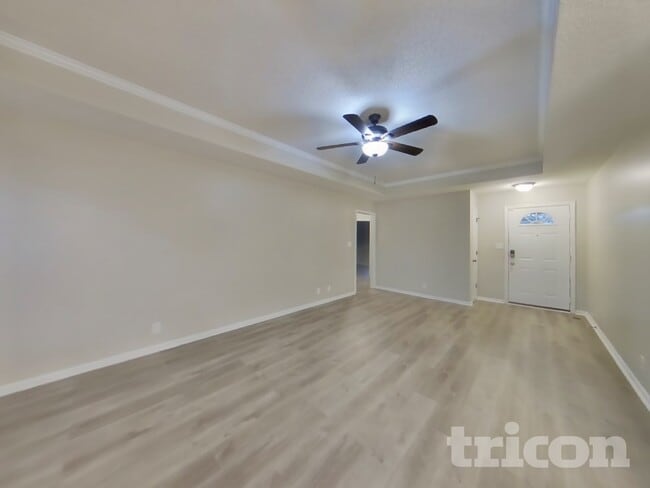 Building Photo - 3261 Tabby Dr