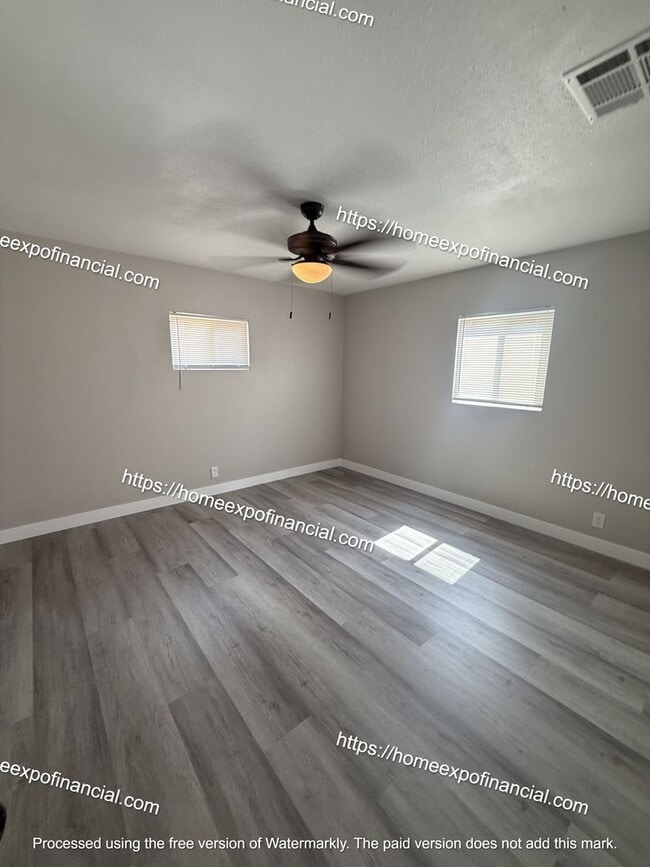 Building Photo - Nice Home For Rent
