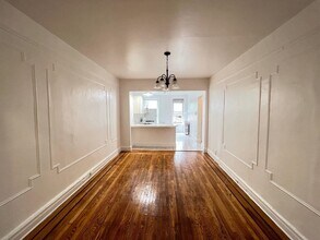 Building Photo - 314 York St