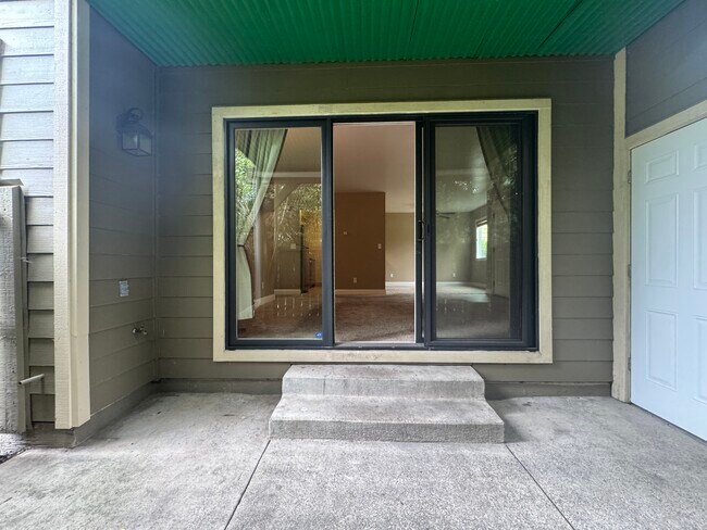 Patio Sliding Door - 233 Enterprise Dr