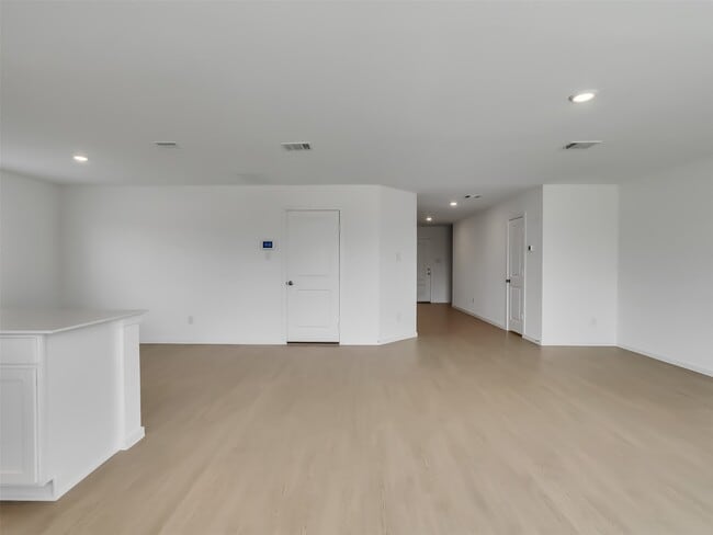 Building Photo - 31404 Pratola Serra Cir