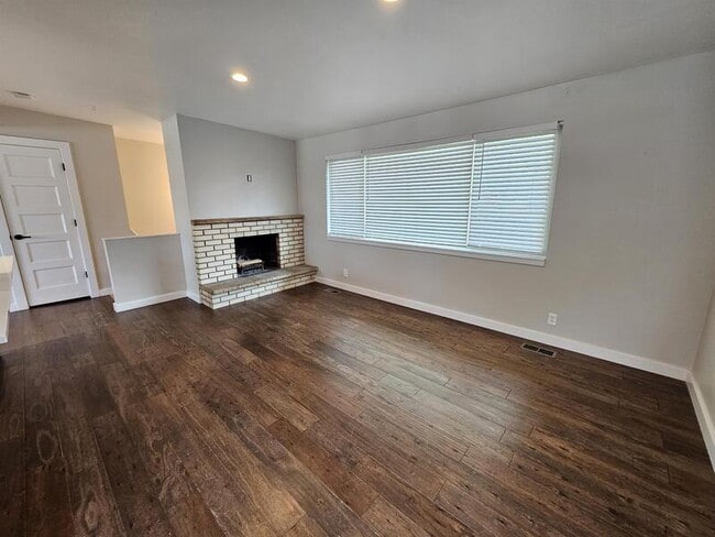 Building Photo - 2809 Banbury Rd