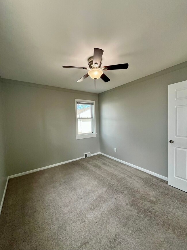 Building Photo - 3266 S Stella Ct