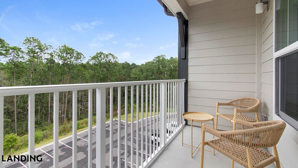Building Photo - 12525 Tibbets Ln