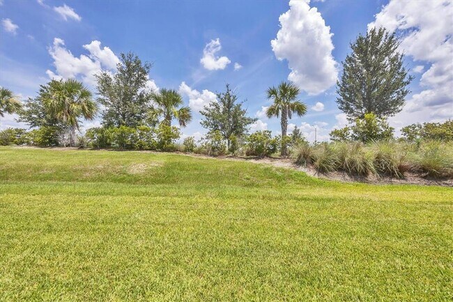 Building Photo - 10108 Hammock Brook Dr