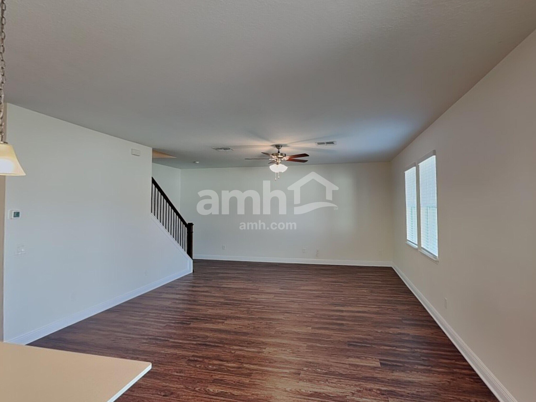 Building Photo - 815 Heavenly Dr