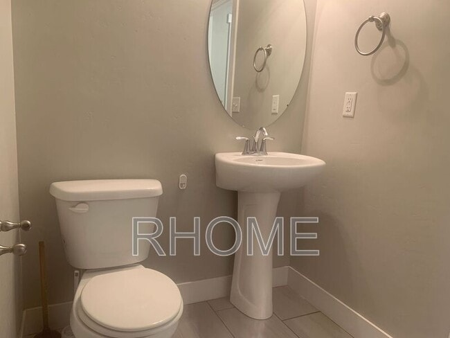 Building Photo - 981 N Apple Seed Ln