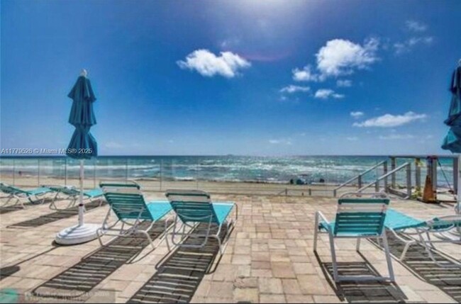 Building Photo - 3725 S Ocean Dr